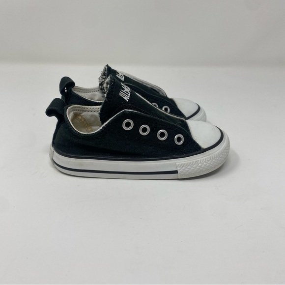 Converse All Star Low Top Sneaker Shoe Kids Size 6 Slip on - Picture 3 of 9